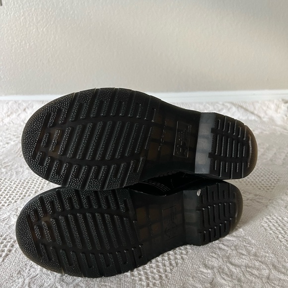 NEW Dr. Martens Classic Leather Pascal Boots Black Women’s Size 8 - Picture 12 of 15